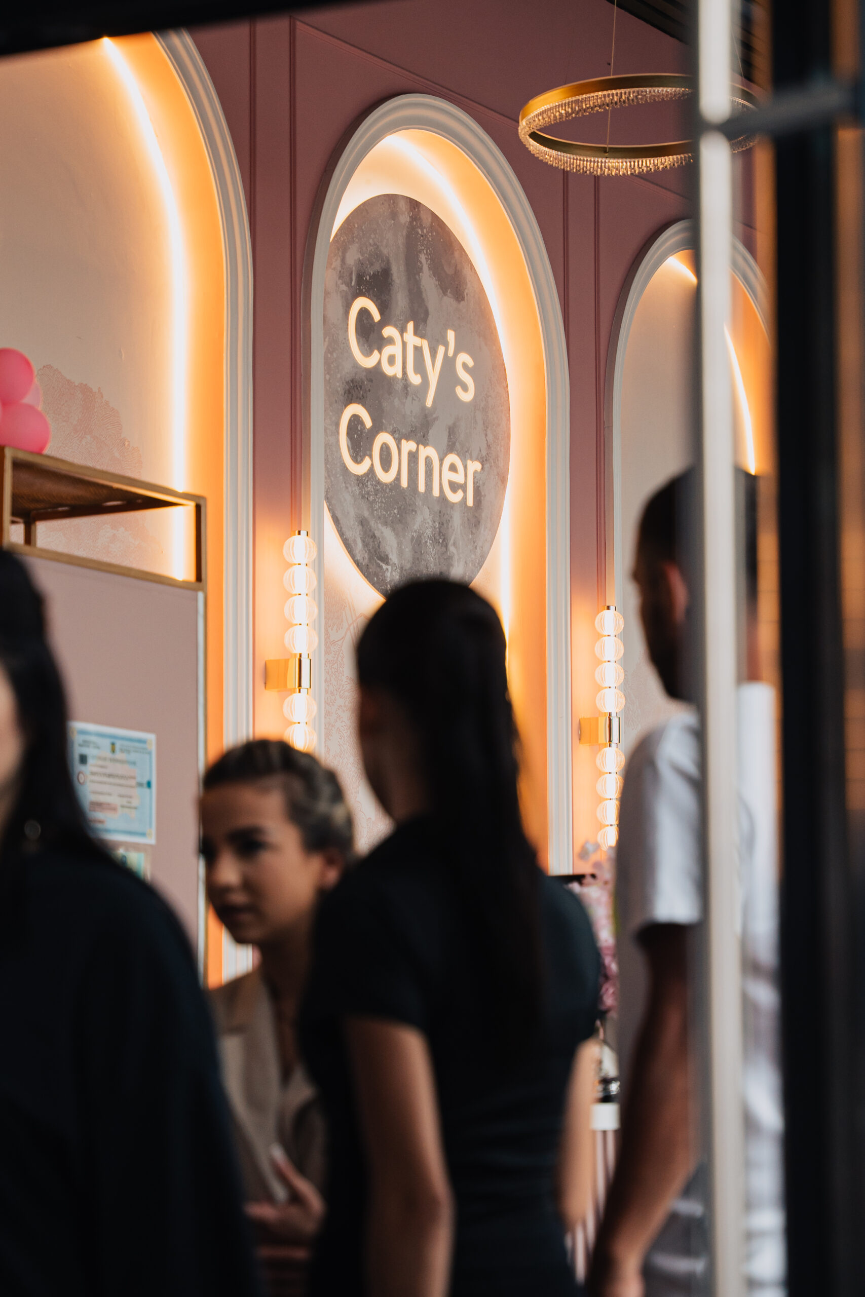 Catys Corner cafenea Galati 1